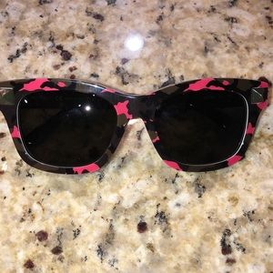 VALENTINO Sunglasses